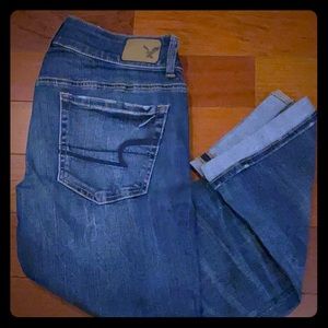 American Eagle Artist Crop